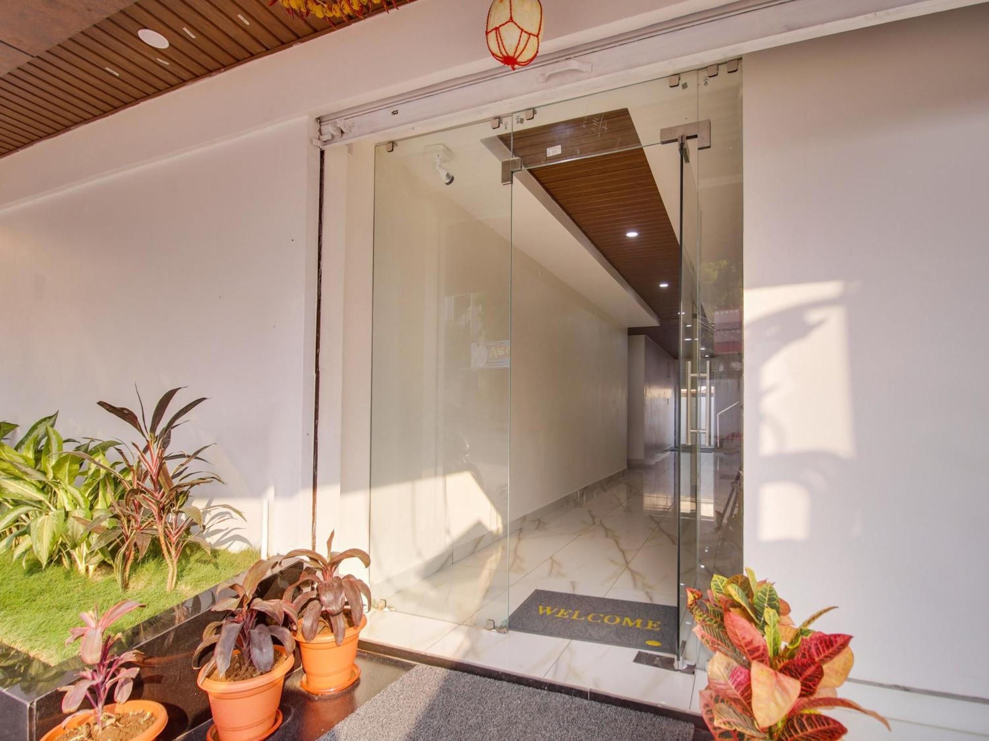 Hotel O Rr Residency Khammam Dış mekan fotoğraf